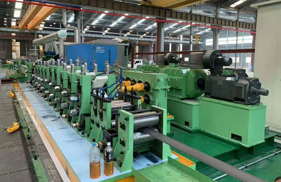 Green Color Welded Pipe Making Machine For Round Pipe Speed 100m/Min