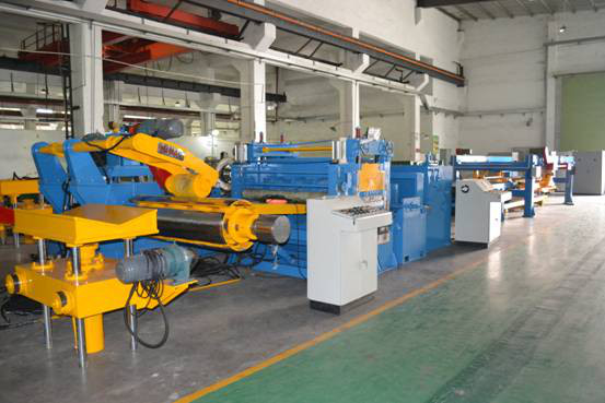PLC Control HRC Metal Cut To Length Machine With Leveling Function Automatically