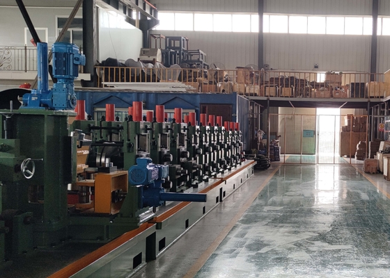 Plc 1000kw Pipe Making Machine With Long Service Life Steel Pipe Production Line