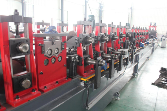 advanced 100-300mm Width Steel Tube Making Machine With Hydraulic Cut System